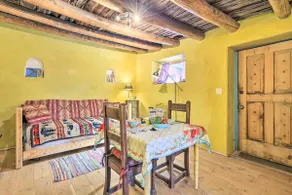 Artsy Santa Cruz Apartment w/ Shared Fire Pit! - Image 5