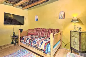 Artsy Santa Cruz Apartment w/ Shared Fire Pit! - Image 4