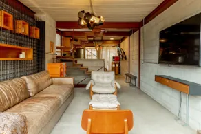 Triplex com Design Industrial em Itaipava | AIR A2 - Image 3