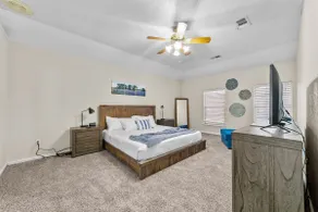 Family + Pet Friendly Pool Stay - Image 3