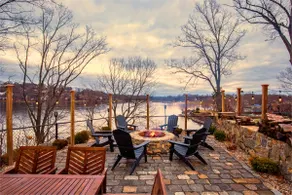 Lakeview Estate - Chef's Kitchen - NYC Getaway - Image 5