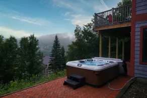 Huge 7BR Mountain Lodge | Hot Tub, Fire Pit & Putting Green - Image 4