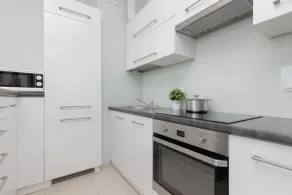 Warsaw Apartment Young City by Renters - Image 4