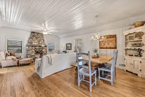 Gwen's Nest- a unique luxury family cottage in the woods - Image 2