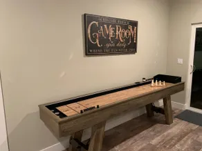 Game Room/Big TVs King Beds -4 Min to Finley Farms - Image 5