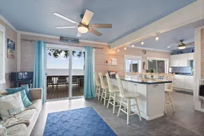 Cozy Trio Cottages! Gorgeous Sandy Beach w 3 Homes - Image 2