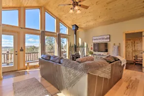 Family-Friendly Jefferson Cabin w/ Amazing Views! - Image 5