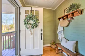Farmhouse Cottage on 10 Acres: Trails On-Site - Image 4