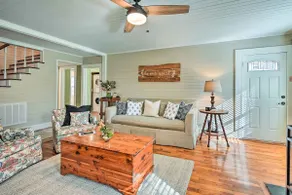 Farmhouse Cottage on 10 Acres: Trails On-Site - Image 5