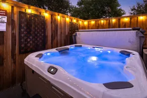 Resort-Style Pool House with Hot Tub and Game Room - Image 3