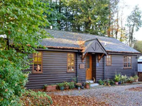 Toll Bridge Lodge - Image 2