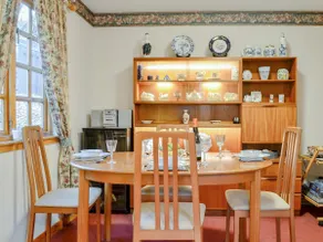 Toll Bridge Lodge - Image 5