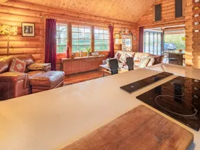 Grebe Lodge Lodge 6 - Image 5