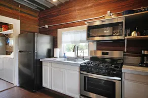 The Trailway House- Equestrian Friendly - Image 4