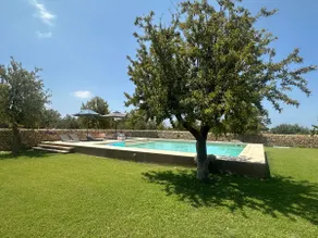 Exclusive Countryside Retreat Charm & Pool - Image 4