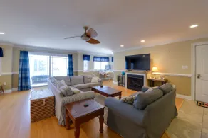 Spacious Wildwood Townhome w/ Covered Balcony - Image 5