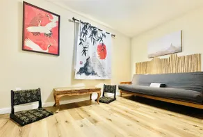 Far East Escape: Zen apartment, Japanese tea table - Image 3