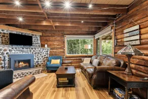 Skipping Rock Cottages: Ultimate Lakeside Retreat - Image 3