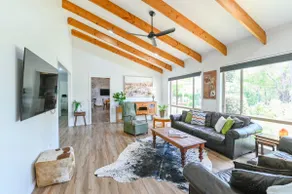 Aspen Abode - CBD, Fireplace, BBQ, Free Wifi - Image 2