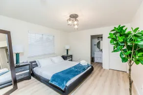 Newly Remodeled Retreat | 2 Suites + Workspace - Image 3