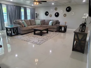 2 Homes*Kemah*NASA* 2 Hot Tubs*Arcade Games - Image 5