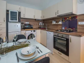 Sea Eyes-Two Bdr,Balcony &Sea View(Upper floor) - Image 4
