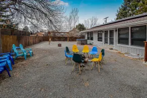 Spacious 6BR Home with Hot Tub, Hammocks and Firep - Image 2