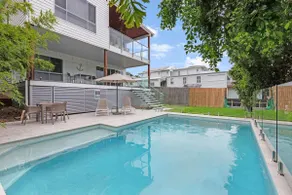 GEORGE8- THE ULTIMATE, FAMILY BEACH HOUSE! - Image 3