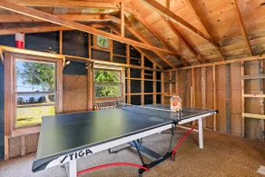 Waterfront rental w/ paddleboards and kayaks! - Image 4