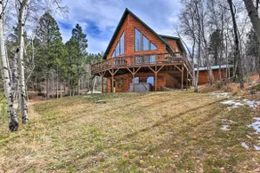 Spacious Lead Getaway w/ Private Hot Tub & Deck! - Image 3