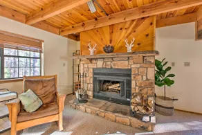 Family Cabin w/ Hot Tub: 1 Mi to Angel Fire Resort - Image 5