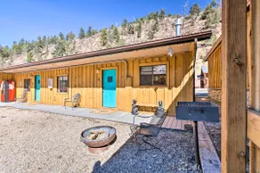 Near Hiking & Main St! Mtn-View Red River Retreat - Image 3