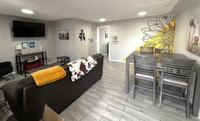Arvada Private Family Home with Two King Beds - Image 3