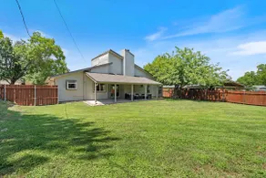Modern 4-Bedroom Home w/ Fully Fenced Yard - Image 2