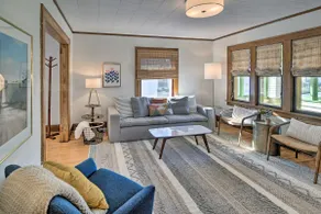 Family-Friendly Des Moines Retreat w/ Patio! - Image 5
