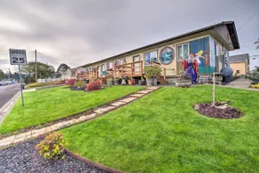 Winchester Bay Apt Near Dunes & State Parks! - Image 2