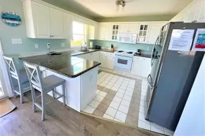 Oceanviews galore from this 3BR, 2.5BA beach house - Image 3