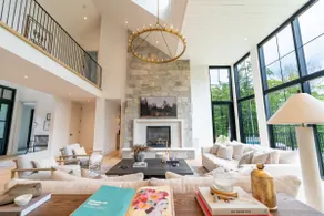 7,000+ sf luxe chalet w/ hot tub, chef's kitchen - Image 2