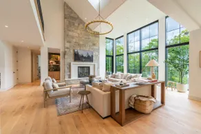 7,000+ sf luxe chalet w/ hot tub, chef's kitchen - Image 3