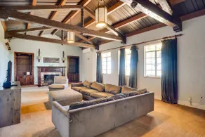 Secluded Ranch with Courtyard about 4 Mi to Odessa - Image 4