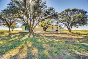 Secluded Ranch with Courtyard about 4 Mi to Odessa - Image 3