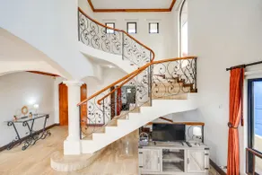 Lovely 3BR Near Beach | Pool | Balcony - Image 5