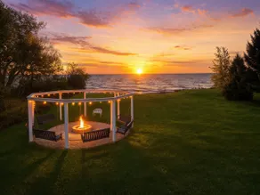 Malibu House | Luxe Lakefront Escape w/Indoor Pool - Image 4