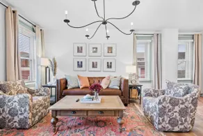 NEW! Luxurious 5bdr w/ a hot tub. Walk to stadiums - Image 2