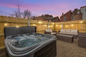 NEW! Luxurious 5bdr w/ a hot tub. Walk to stadiums - Image 3