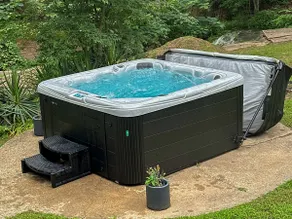 Spacious Lakefront Home | Pool | Hot Tub | Fire Pit | Games - Image 5