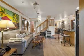 Willowhaven ~ Beautifully Crafted Redwood Home, Spa, Woof! - Image 4