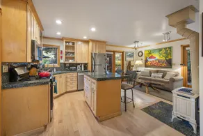 Willowhaven ~ Beautifully Crafted Redwood Home, Spa, Woof! - Image 5