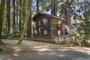 Willowhaven ~ Beautifully Crafted Redwood Home, Spa, Woof! - Image 3