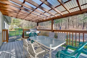 Peaceful Horseheads Hideaway w/ Deck & Yard! - Image 2